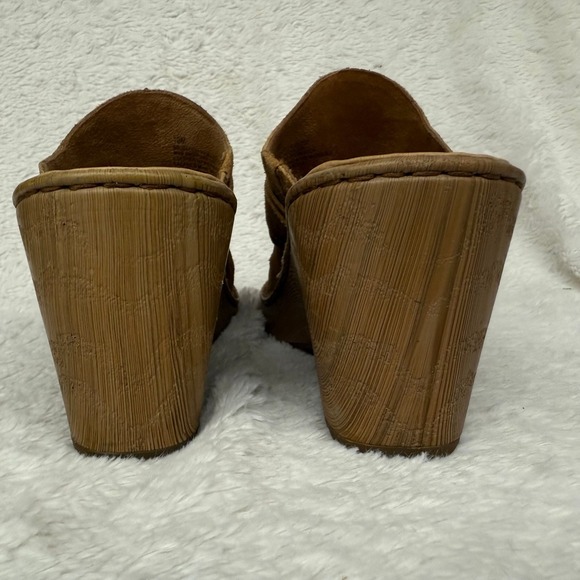 Born Suede Leather Clogs Wedge Heel Buckle Accent Mules‎ Slides Size 10M - Picture 6 of 10